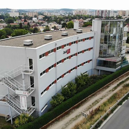 Penzión LUX Nitra Exterior foto